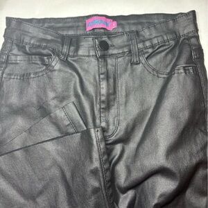 FLARE “LEATHER” PANTS EDIKTED